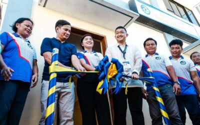 Gov. Evardone nanguna ha turnover ngan riboon-cutting han Brgy. Sta. Fe Senior Citizen’s Center