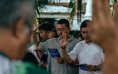 Board Member RV Evardone joined other candidates in taking a significant step towards ensuring a peaceful and fair conduct of the upcoming May 12 national and local elections