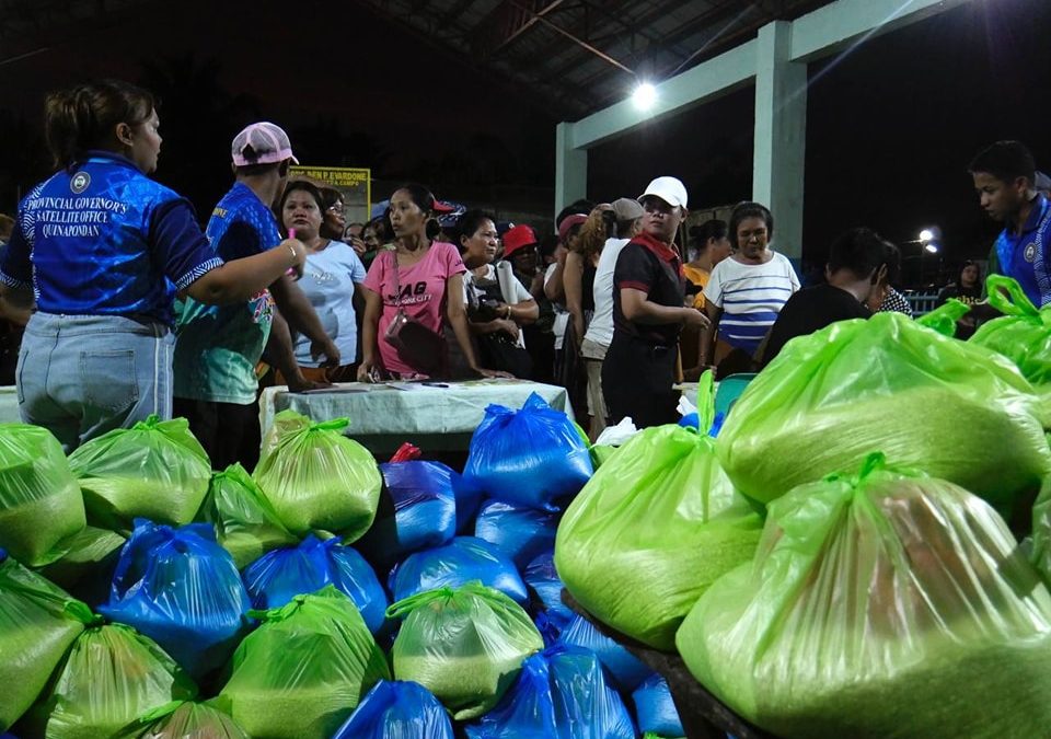 1,070 nga mga binaha nga pamilya ha Quinapondan, dinul-ongan hin relief goods