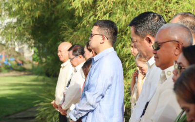Flag-raising ceremony  ha una nga Lunes han Mayo, pinangunahan ni Gov. Evardone