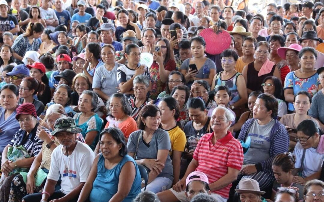 BBM-LGSF rice program, nakahatag hin bulig ha 2,653 pamilya ha Poblacion 12-15 ha Dolores